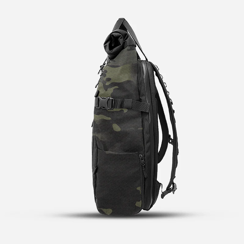 PRVKE 31L V3 in MultiCam Black - Image 7