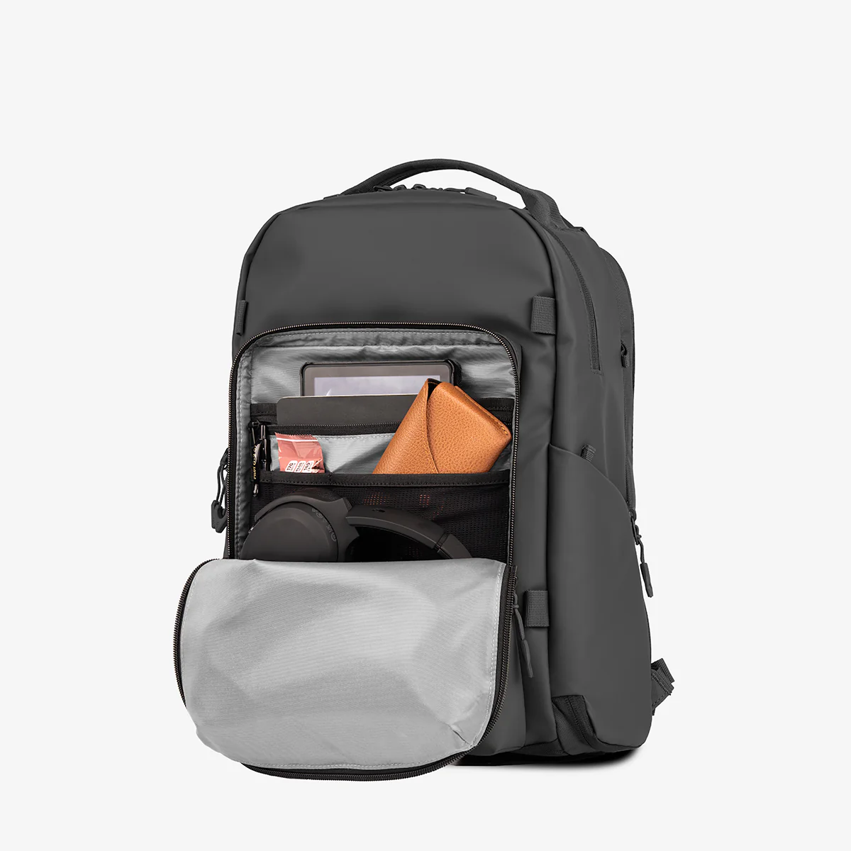 PRVKE Pocket 21L In Black - Image 4