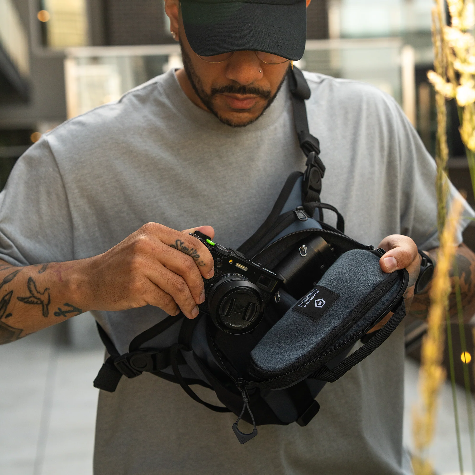 ROGUE 4L Sling in Aegean Blue - Image 6