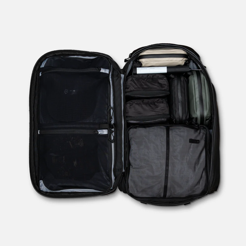 TRANSIT Travel Backpack 45L in Wasatch Green - Image 7
