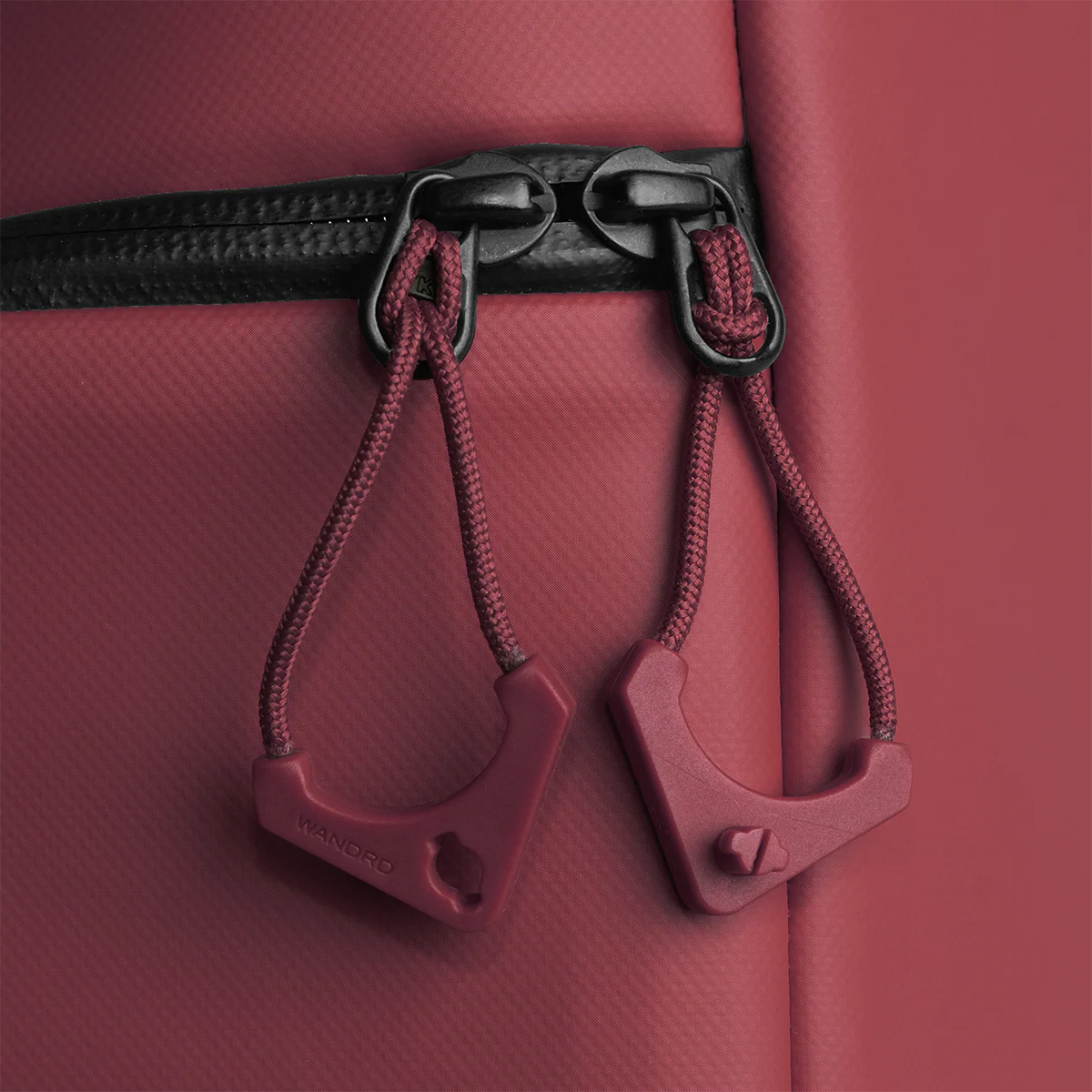 WORRYLESS™️ Locking Zipper Pullers in Rhone Burgundy - Image 4
